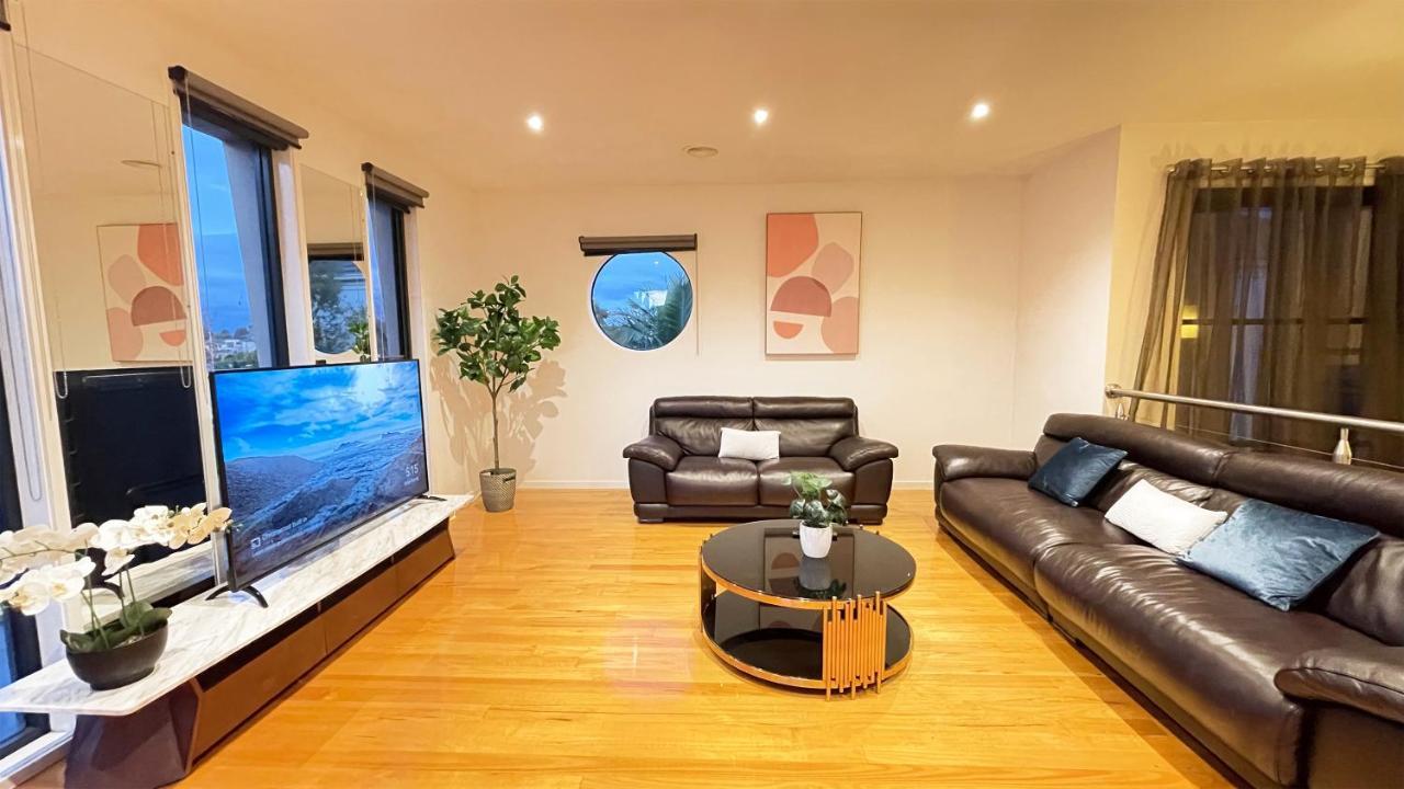 Luxury 7Brm Entire House Lakeview Blackswans Wifi Bbq Resort Point Cook Exterior foto